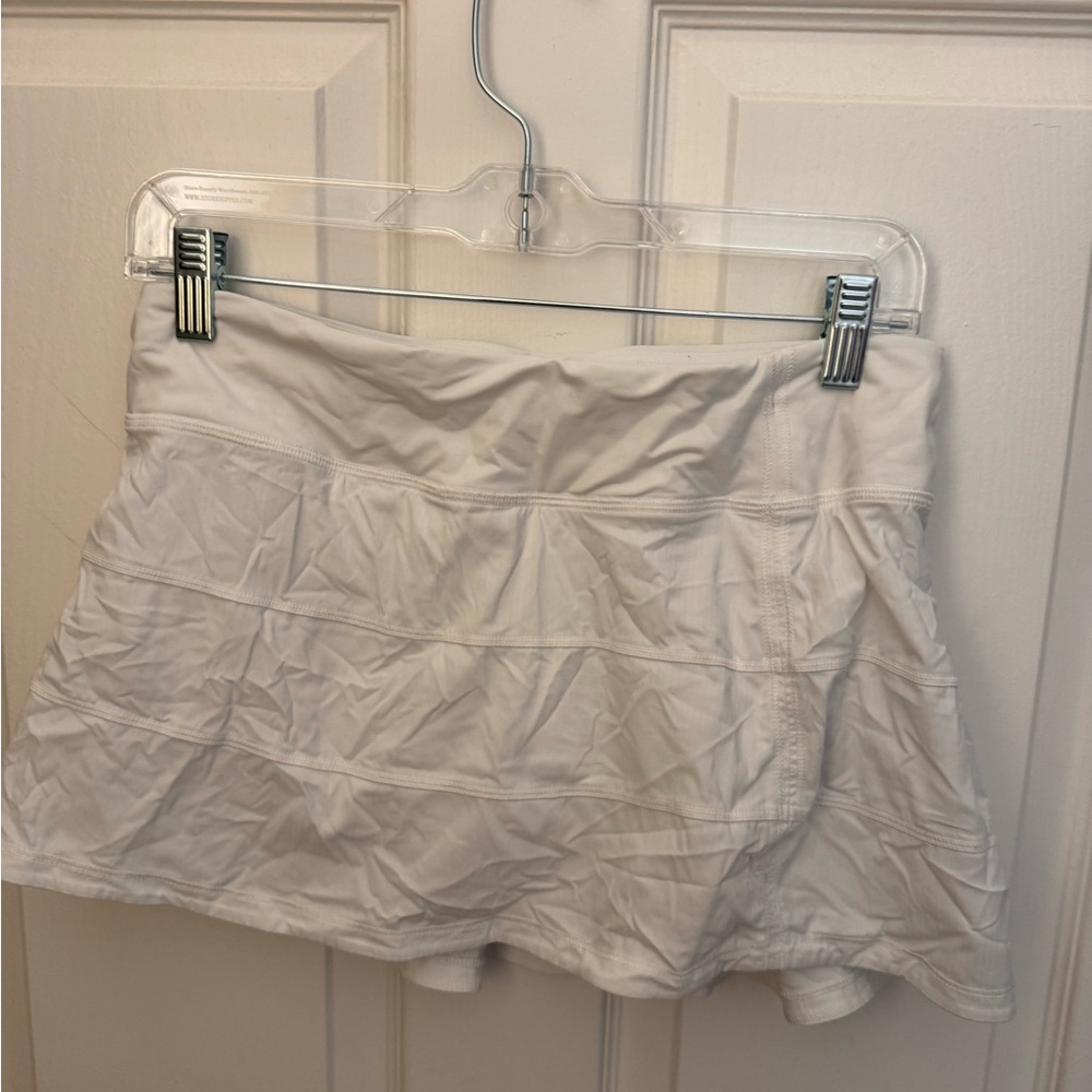 Lululemon pace rival skirt white size 6 (there are two)